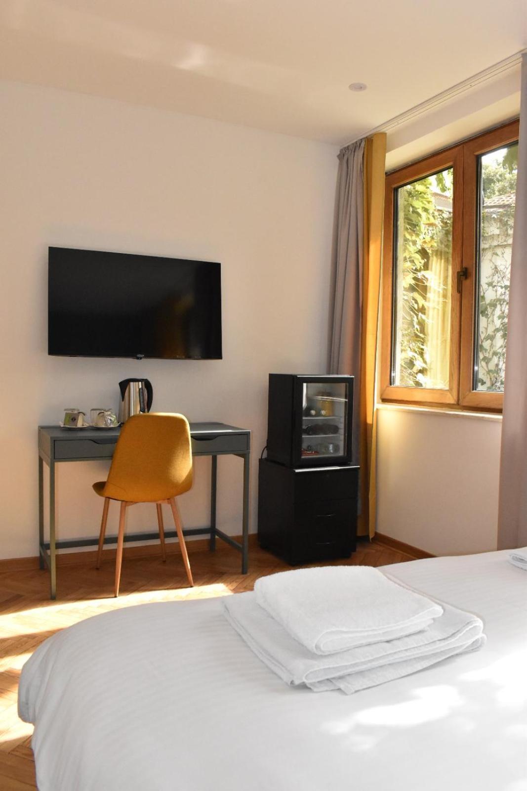 Fera Hotel Belgrade Luaran gambar