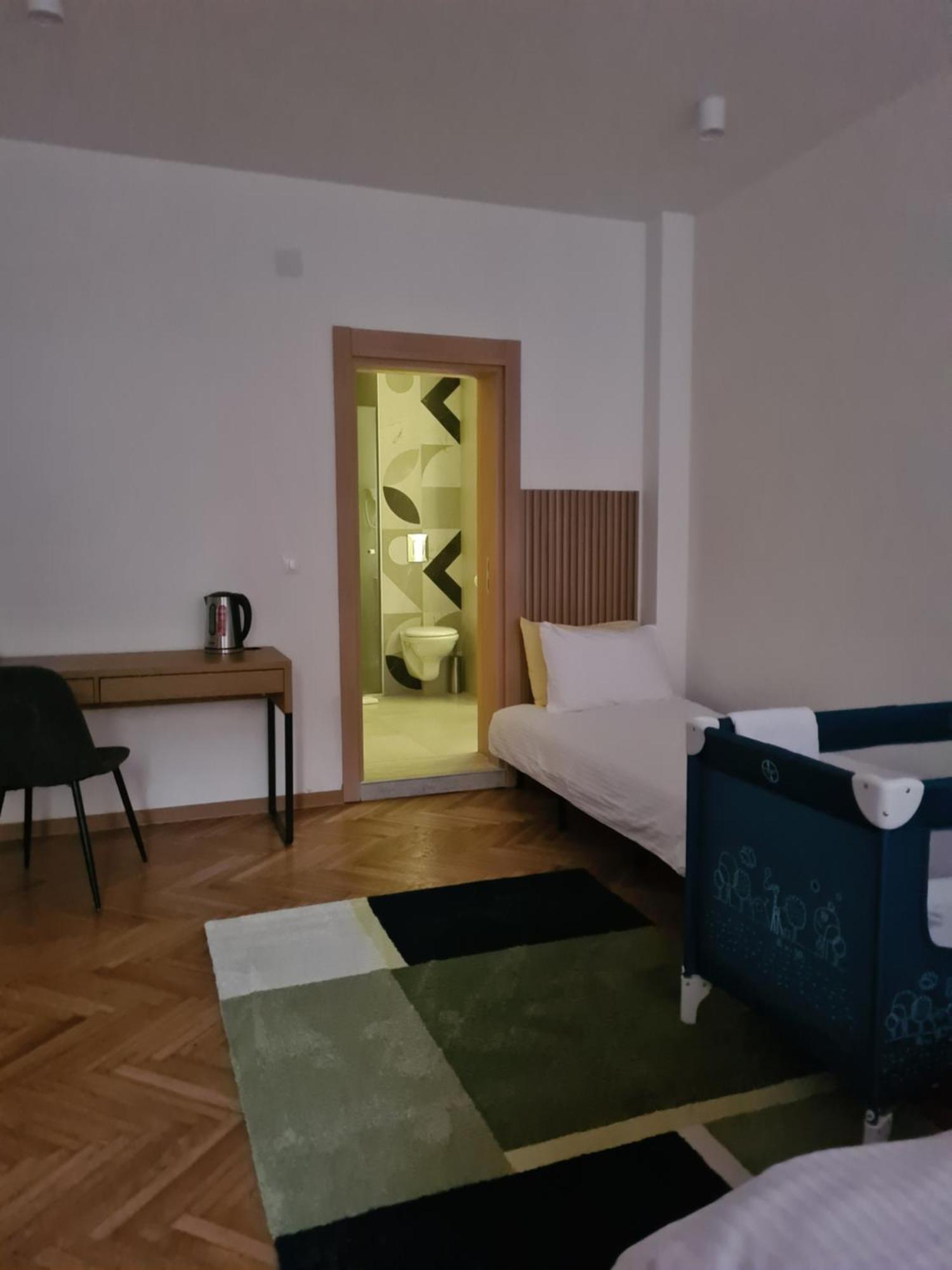 Fera Hotel Belgrade Luaran gambar