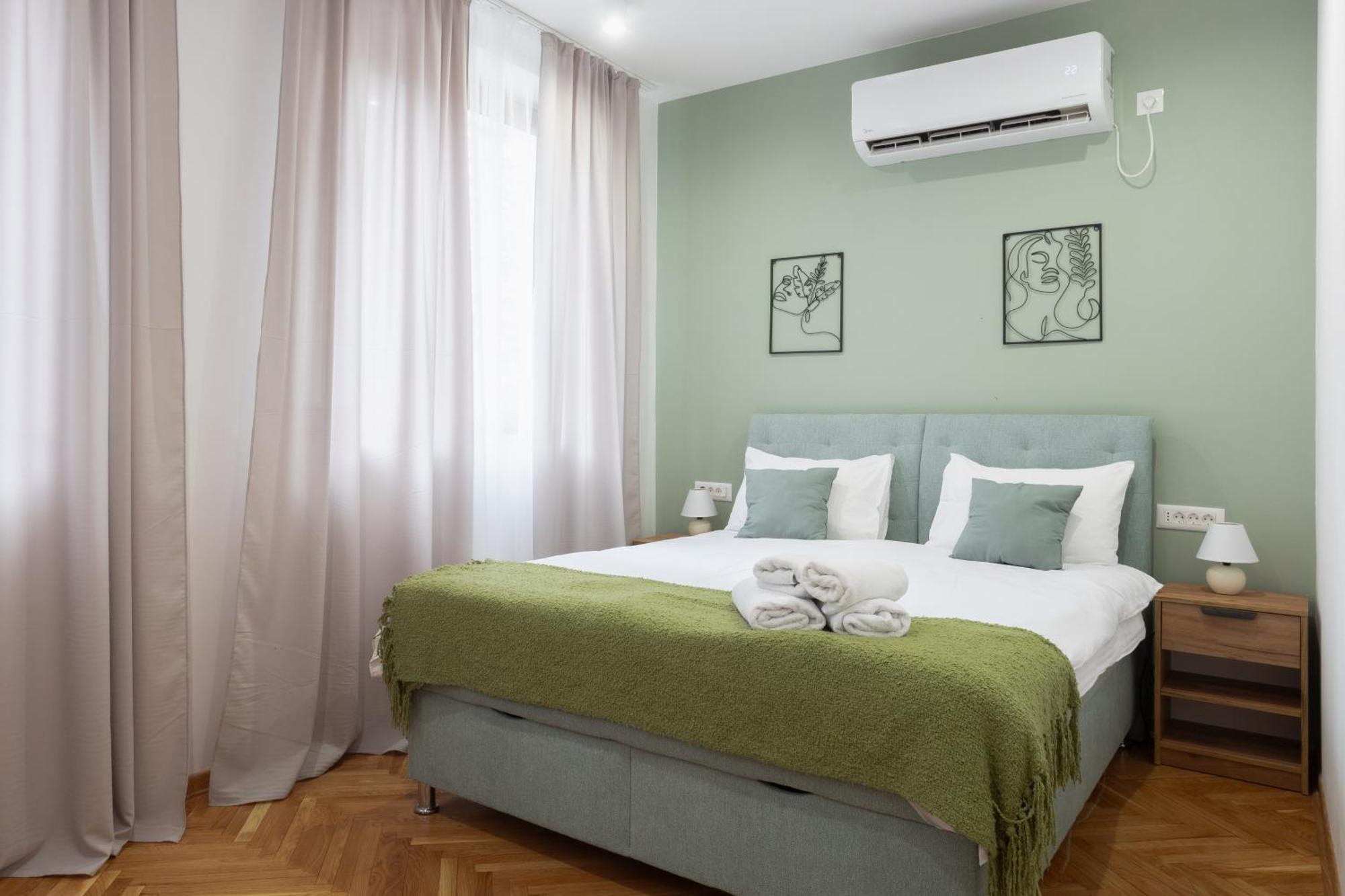 Fera Hotel Belgrade Luaran gambar